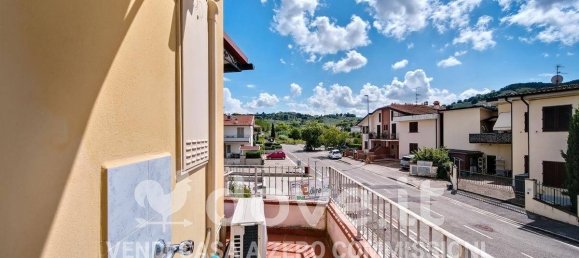 Квартира с 2 спальнями в Куаррата, Италия № 351071 38