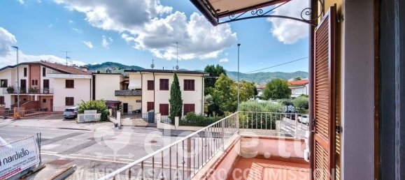 Квартира с 2 спальнями в Куаррата, Италия № 351071 39