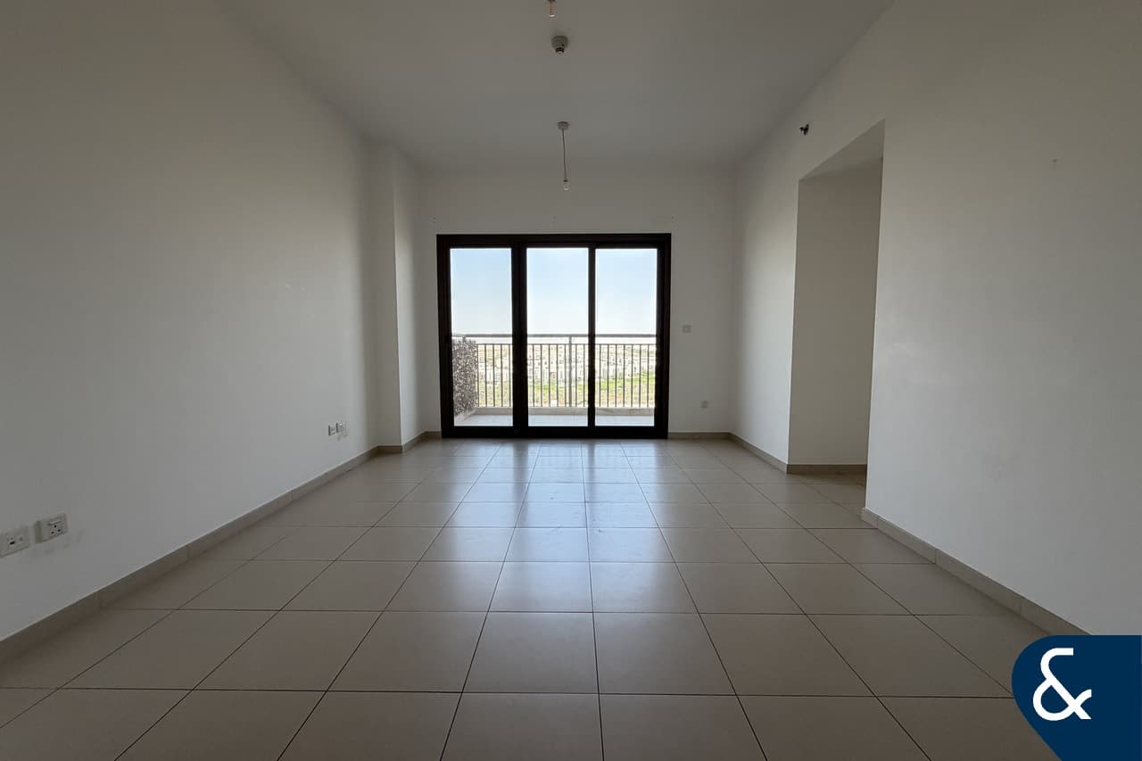 Apartamento T2 em Town Square, UAE N.º 110494