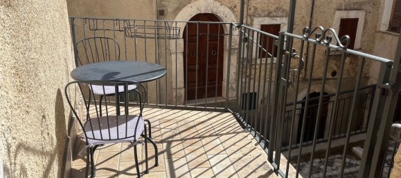 2 rooms Apartment in Castel del Monte, Italy No. 292503 2