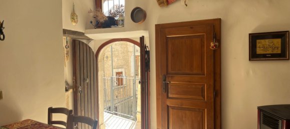 2 rooms Apartment in Castel del Monte, Italy No. 292503 5