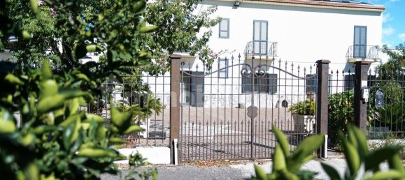13 Schlafzimmer Villa in Somma Vesuviana, Italy, Nr. 335972 2