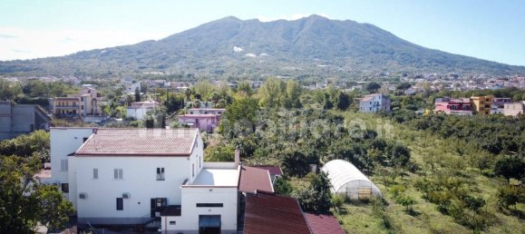 13 Schlafzimmer Villa in Somma Vesuviana, Italy, Nr. 335972 12