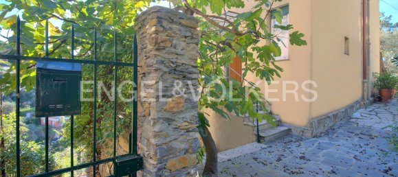 4 bedrooms Villa in Recco, Italy No. 125916 19