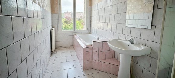 3 bedrooms Building in Revin, France No. 267382 6