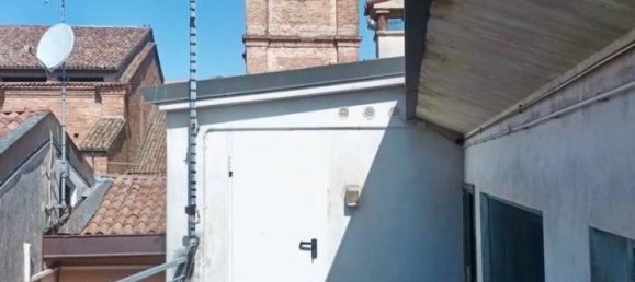 7-salle Appartement à Crema, Italy No. 82685 26