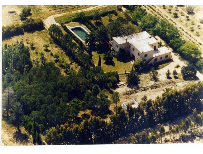  قطعة أرض في Sardinia, Italy 980000متر مربع رقم 252638