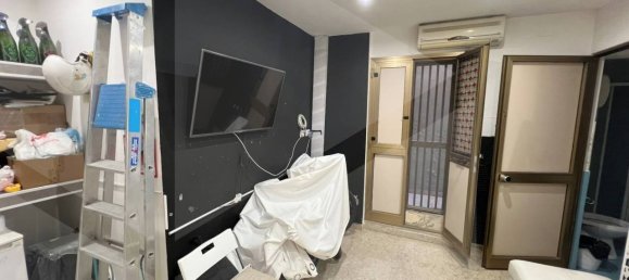 1-salle Propriété commerciale à Bari, Italy No. 329968 5