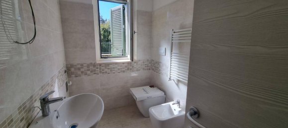 3 rooms Apartment in Zagarolo, Italy No. 178128 11