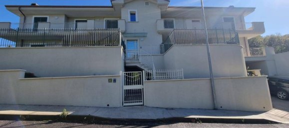 3 rooms Apartment in Zagarolo, Italy No. 178128 3