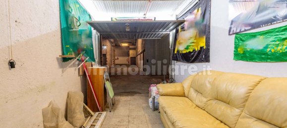  مرآب في Rome, Italy 21متر مربع رقم 282022 9