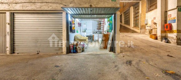  مرآب في Rome, Italy 21متر مربع رقم 282022 7