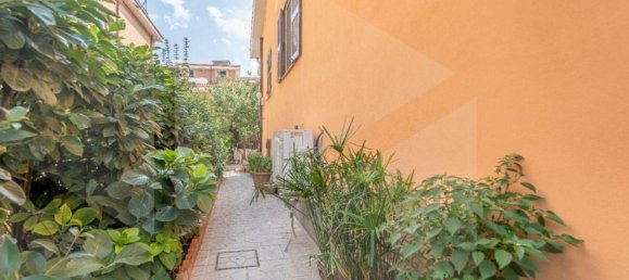 12-Zimmer Haus in Ciampino, Italy, Nr. 31496 16