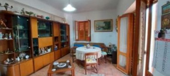 Квартира с 6 комнатами в Реджо Калабрия, Италия № 238348 7