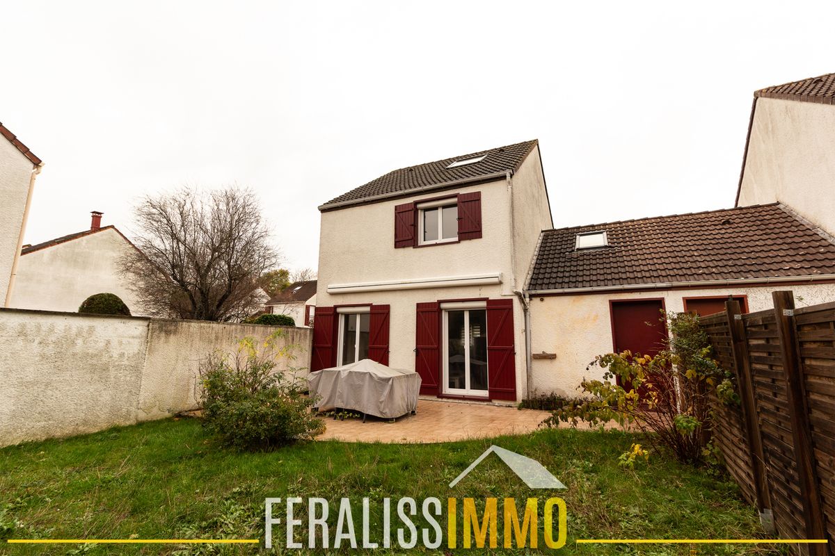 5 غرف نوم منزل في Jouy-le-Moutier, France رقم 168923