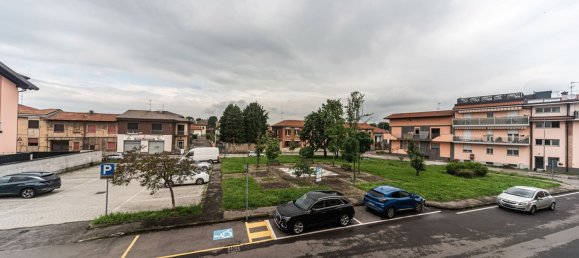 Apartamento de 2 habitaciónes en Arluno, Italy No. 161009 21
