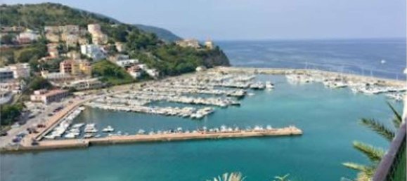 4 rooms Apartment in Casoria, Italy No. 13966 7