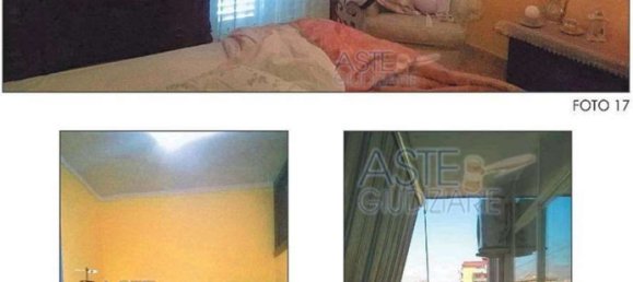 4 rooms Apartment in Casoria, Italy No. 13966 4