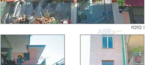 4 rooms Apartment in Casoria, Italy No. 13966 5