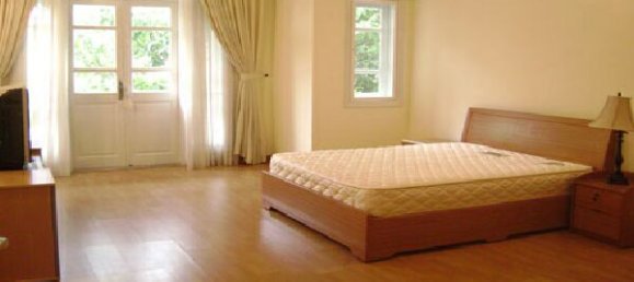 5 bedrooms Villa in Tay Ho, Vietnam No. 6358 2