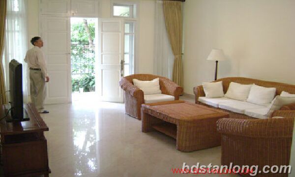 5 bedrooms Villa in Tay Ho, Vietnam No. 6358