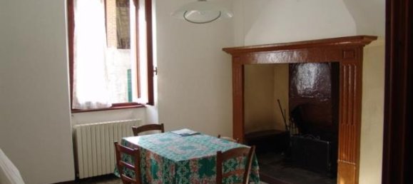 5 Schlafzimmer Wohnung in Cuvio, Italy, Nr. 253072 5