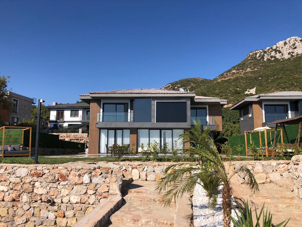 Villa 5+1 in Marmaris, Turkey No. 8954