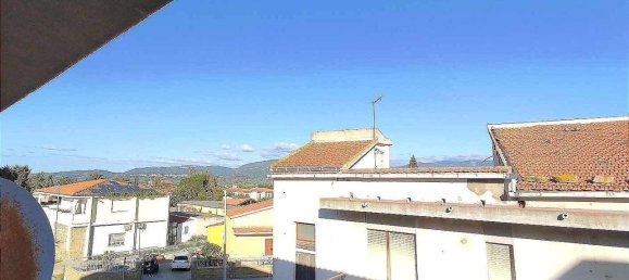 Apartamento de 4 habitaciónes en Valledoria, Italy No. 16378 16