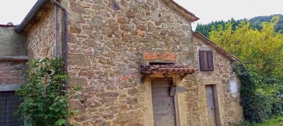 4 rooms Apartment in Castel Focognano, Italy No. 45274 2