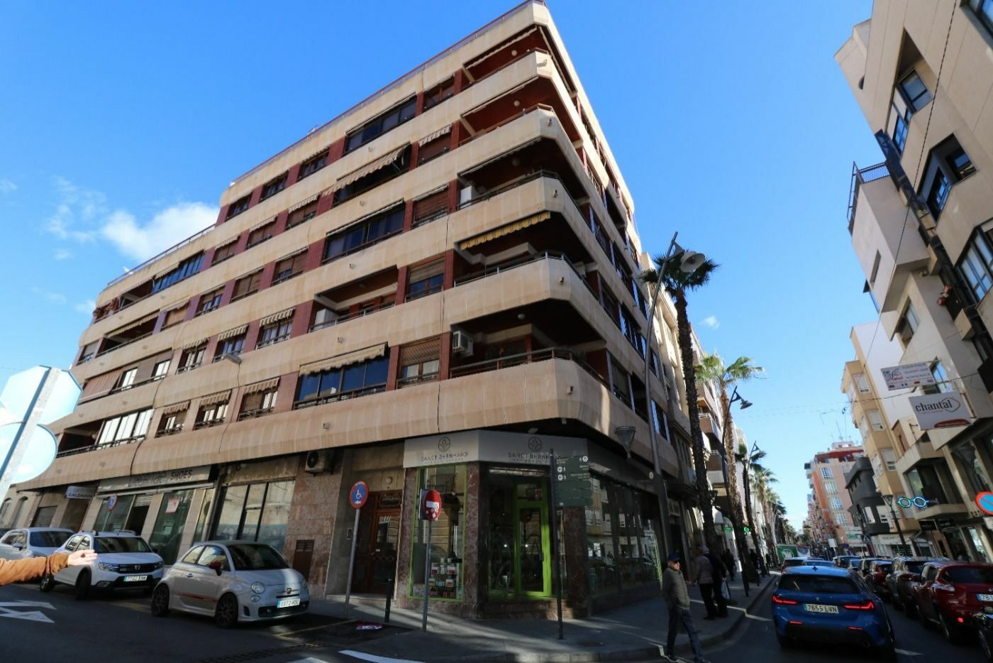 3 bedrooms Apartment in Torrevieja, Spain No. 285003