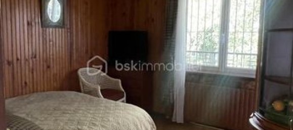 4 bedrooms House in Yonne, France No. 360409 7