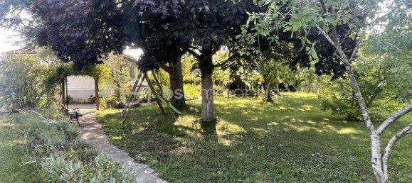 4 bedrooms House in Yonne, France No. 360409 10