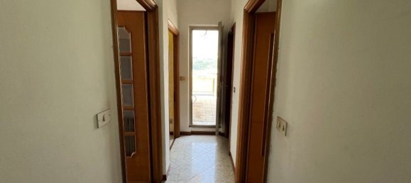 3-salle Penthouse à Genoa, Italy No. 112619 42