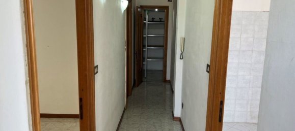 3-salle Penthouse à Genoa, Italy No. 112619 10