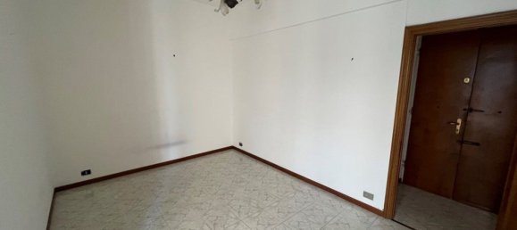 3-salle Penthouse à Genoa, Italy No. 112619 11