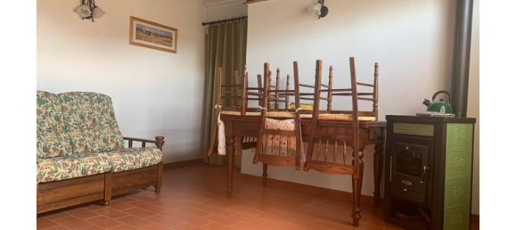 4 rooms House in Chiusi, Italy No. 252485 6