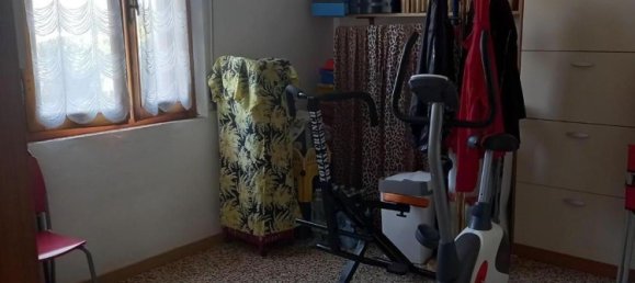 3 rooms Apartment in Poggibonsi, Italy No. 202389 36