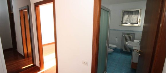 3 bedrooms Apartment in Sassuolo, Italy No. 324297 2