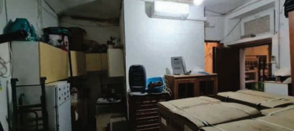 Studio in Milan, Italy No. 245415 9