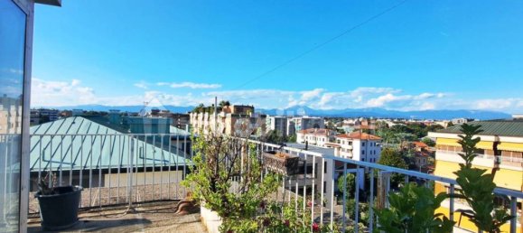 3 bedrooms Penthouse in Monza, Italy No. 264969 40