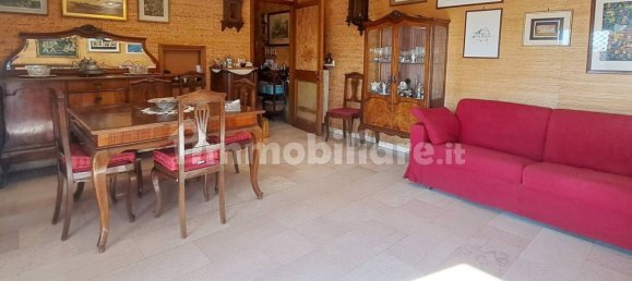 3 bedrooms Penthouse in Monza, Italy No. 264969 2