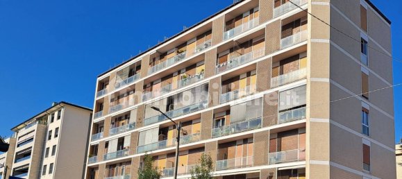 3 bedrooms Penthouse in Monza, Italy No. 264969 42