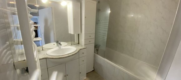 4 bedrooms Apartment in Noisy-le-Grand, France No. 169204 6