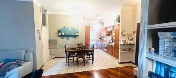 Apartamento de 3 dormitorios en Brescia, Italy No. 188846 9