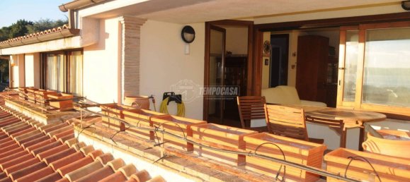 Apartamento de 2 dormitorios en Trevignano Romano, Italy No. 109005 10