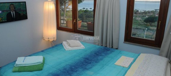 Apartamento de 2 dormitorios en Trevignano Romano, Italy No. 109005 6