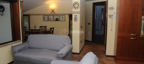 Apartamento de 2 dormitorios en Trevignano Romano, Italy No. 109005 8