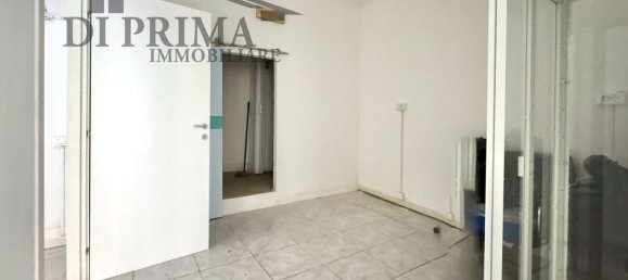 77m² Commercial property in Genoa, Italy No. 373513 6
