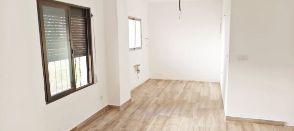 3 bedrooms Apartment in Valencia, Spain No. 151638 4