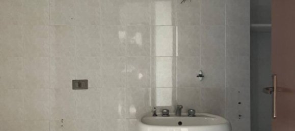 Квартира с 2 спальнями в Рим, Италия № 142752 12